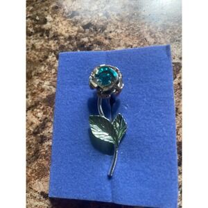 Avon December Blue Topaz Birthstone Rose‎ Pin Brooch Silver Tone NEW